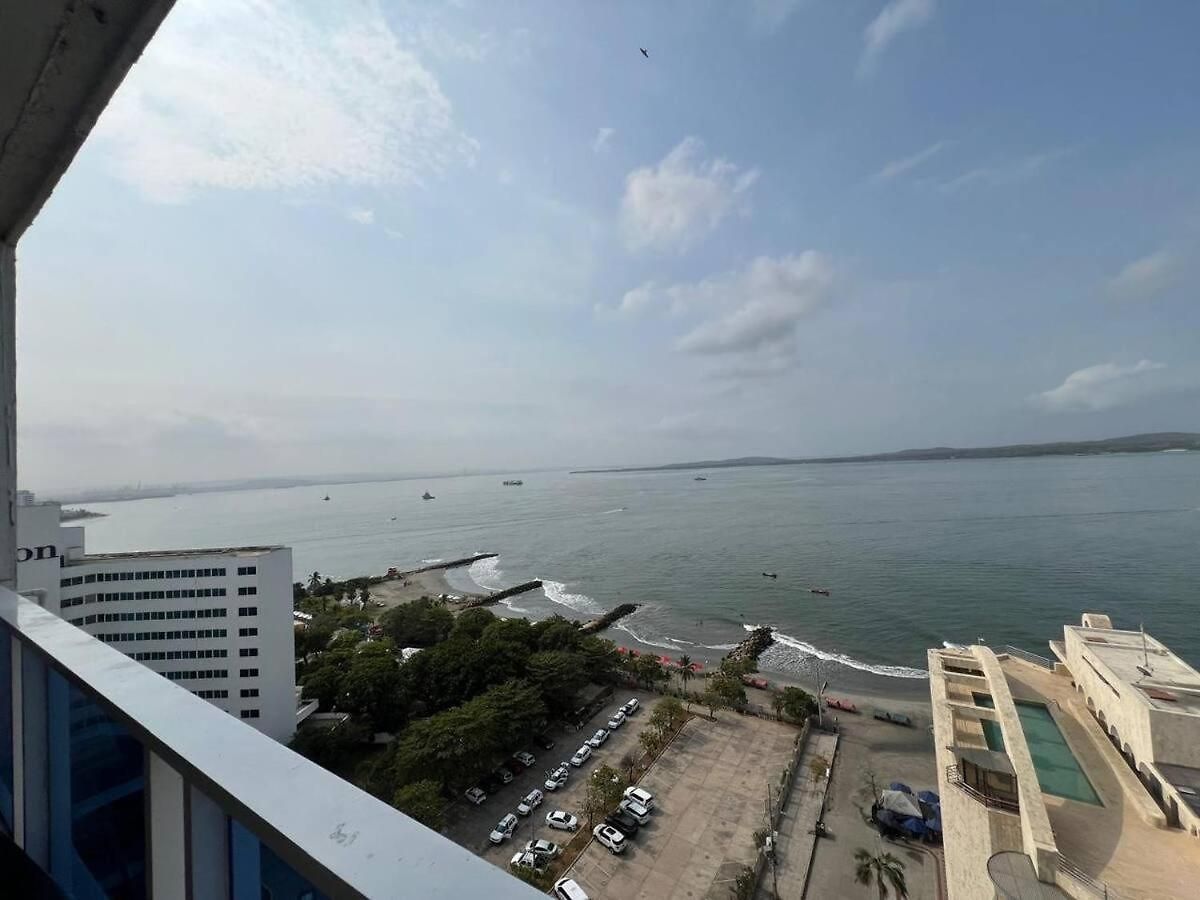 Cerca A Bocagrande Apartamento *